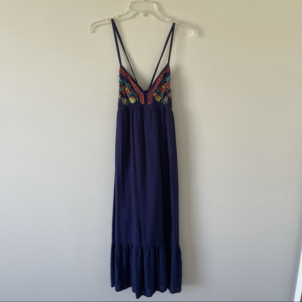 Embroidered floral open back midi dress